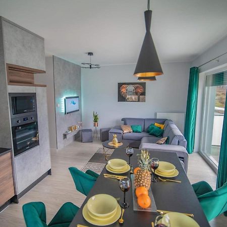 Apartament W Cieplicach Deluxe イェレニャ・グーラ エクステリア 写真